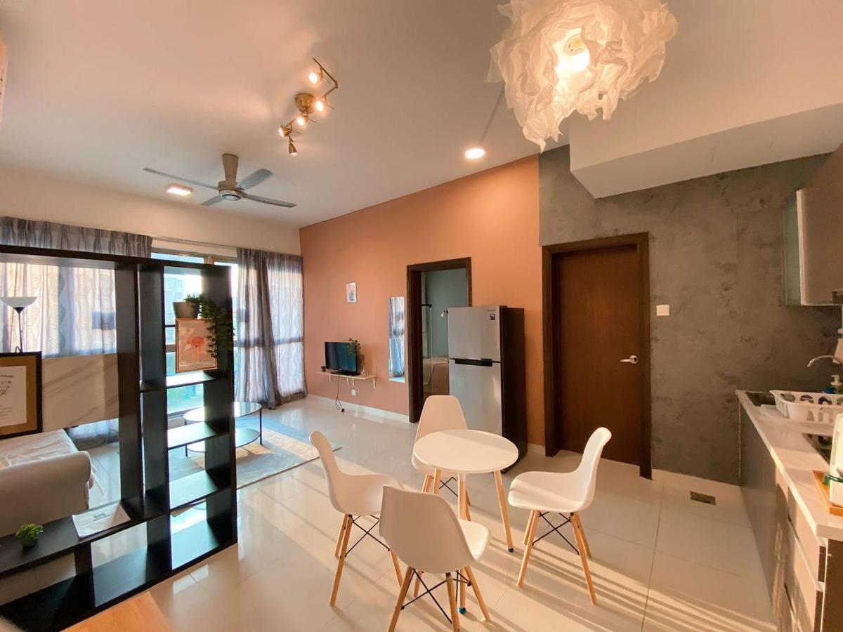 Klcc Inifinity Pool - The Regalia Residences & Suites By Kl Minsu Kuala Lumpur Exterior foto