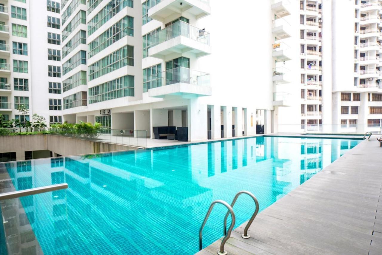 Klcc Inifinity Pool - The Regalia Residences & Suites By Kl Minsu Kuala Lumpur Exterior foto